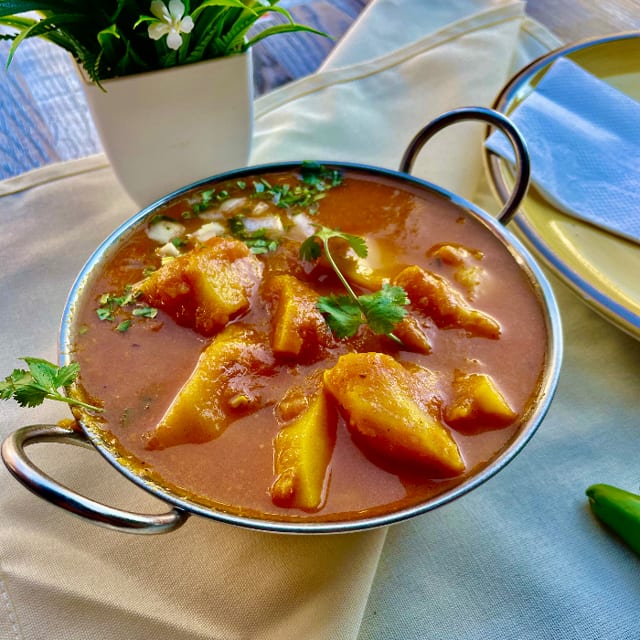 Alu Curry.